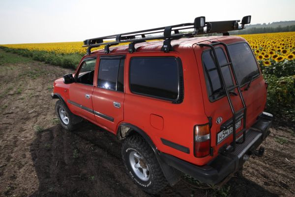 Лестница для Toyota Land Cruiser (80)