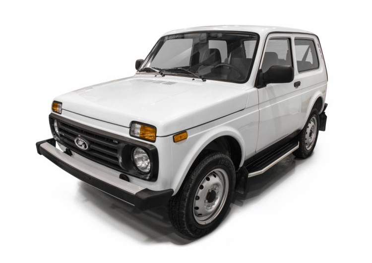 Порог-площадка "Premium" для Lada Lada 4x4 Urban 3D 2016- (Rival)